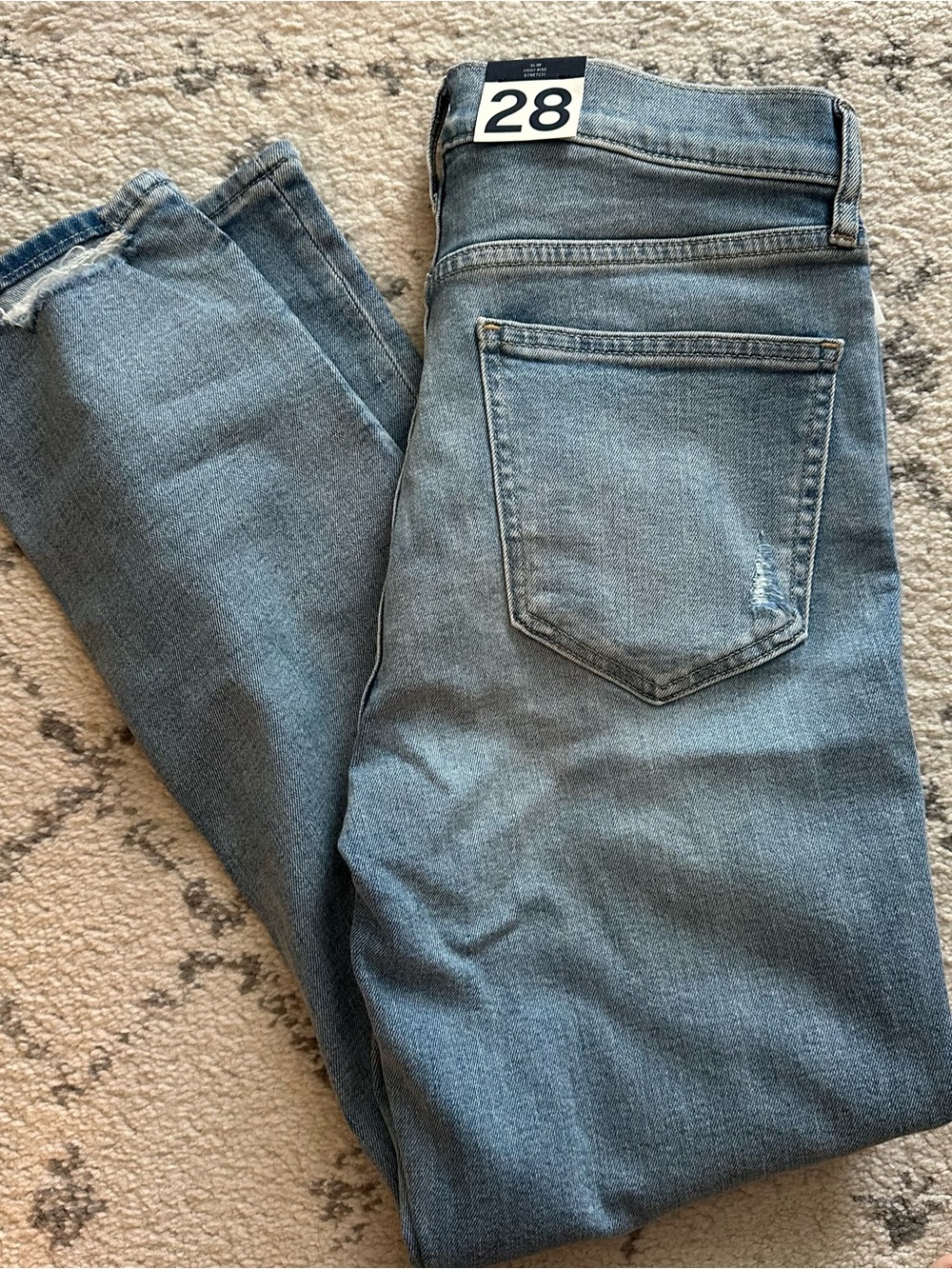 NWT Gap Light Wash Blue Denim Jeans - Size 28